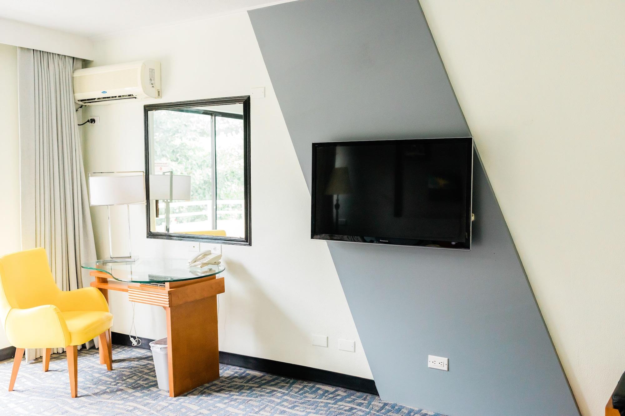 Century Hotel Garapan Kültér fotó